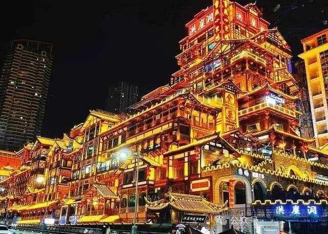 重庆人应不应该被叫四川人？