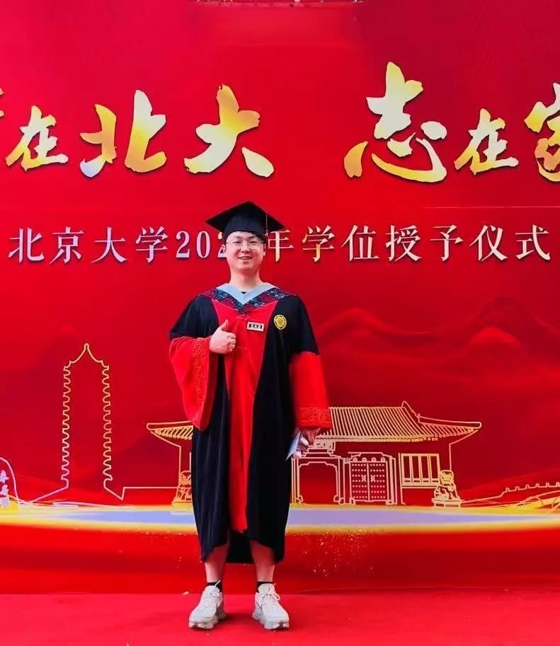 DeepSeek的用人观：学霸、年轻人、禁止赛马