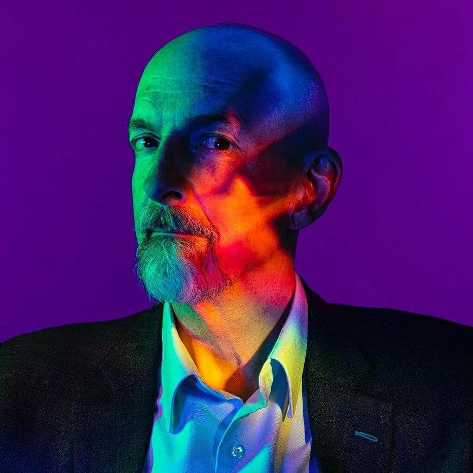 探索 Neal Stephenson：从科幻巨匠到 Web3 的引路者