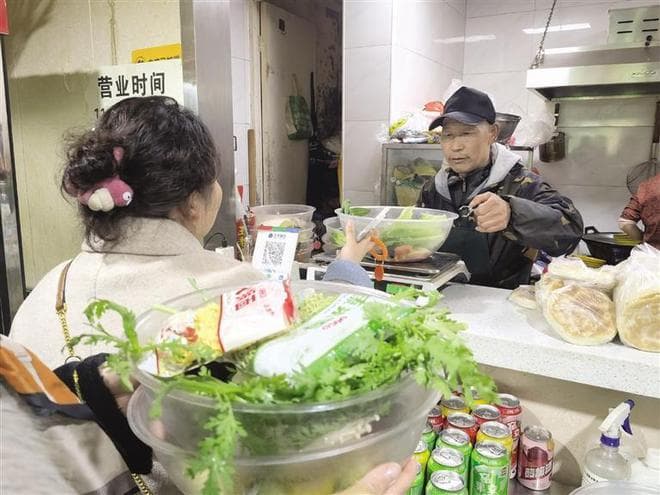 麻辣烫不仅是舌尖故事 也是兰州人的味蕾往事你的回忆是否也热辣滚烫?