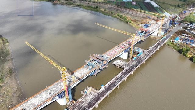 我国最北高铁建设进度+1 哈伊高铁最长跨河桥连续梁合龙
