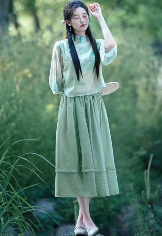 国风衣服怎么搭配好看？从色彩、款式等多个方面，探讨搭配之道！