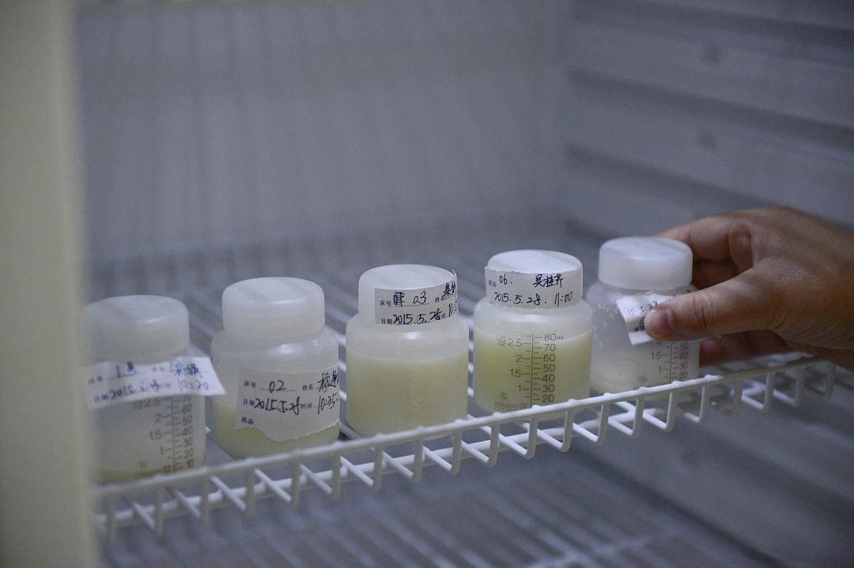 母乳放置3小时后还能喝吗？母乳保存有讲究，存储与保鲜全攻略