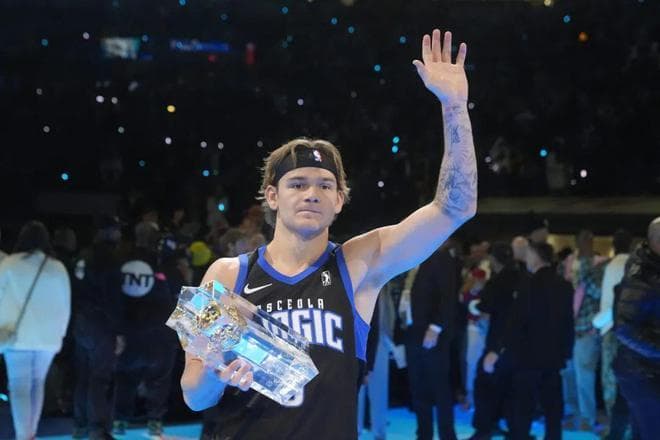 MVP+一阵+总冠军！两届扣篮王麦克朗，为何打不上NBA？