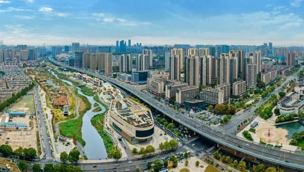 一路攀登一路歌——看长沙市雨花区2024年经济社会高质量发展