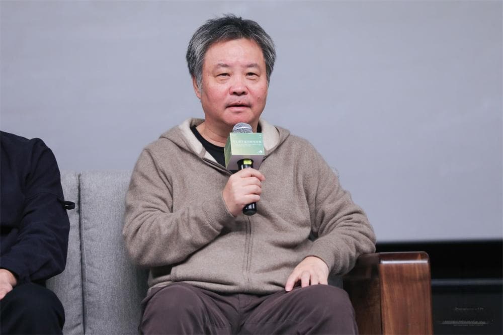余华：一位备受瞩目的中国作家