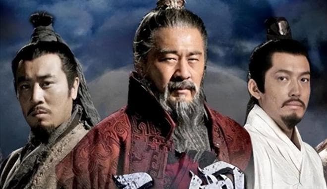 东汉末年是4国并存，为何罗贯中只写了三国？被抹去的一国很熟悉