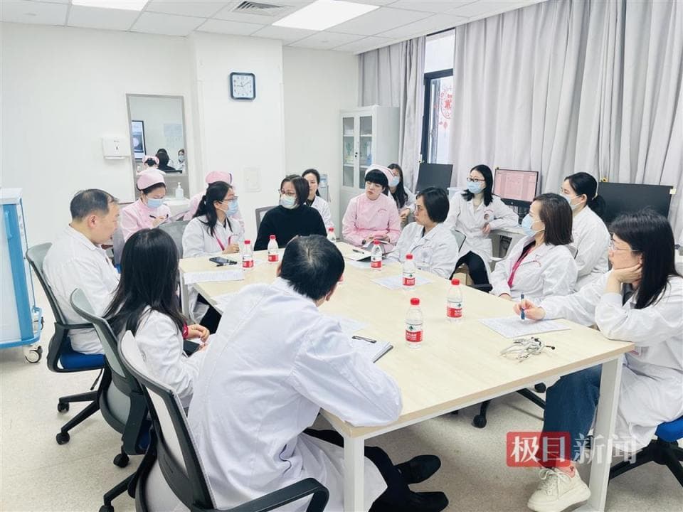 多学科专家联合诊疗，86岁晚期癌症老人重获生命希望