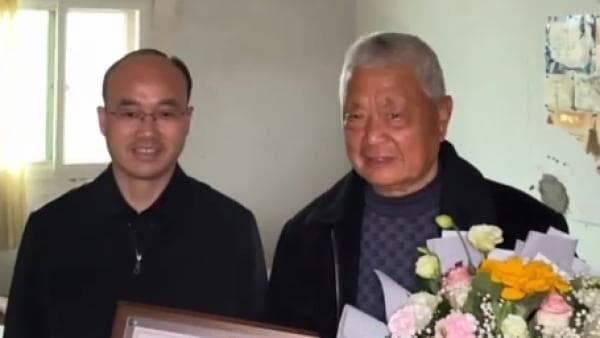 风靡大江南北的掼蛋是谁发明的？江苏掼蛋协会认证：这四位