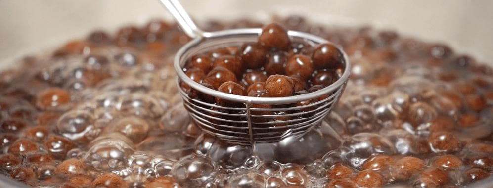 珍珠奶茶：从台湾街头到全球现象的美味传奇