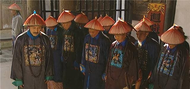清朝“正一品”官职揭秘：从鳌拜到纪晓岚，一文详解最高级官员