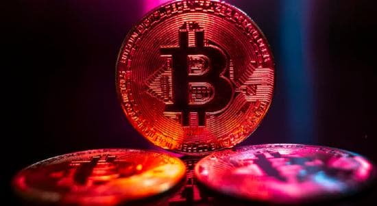 比特币跌至三个月最低 特朗普交易的最后一道堡垒坍塌