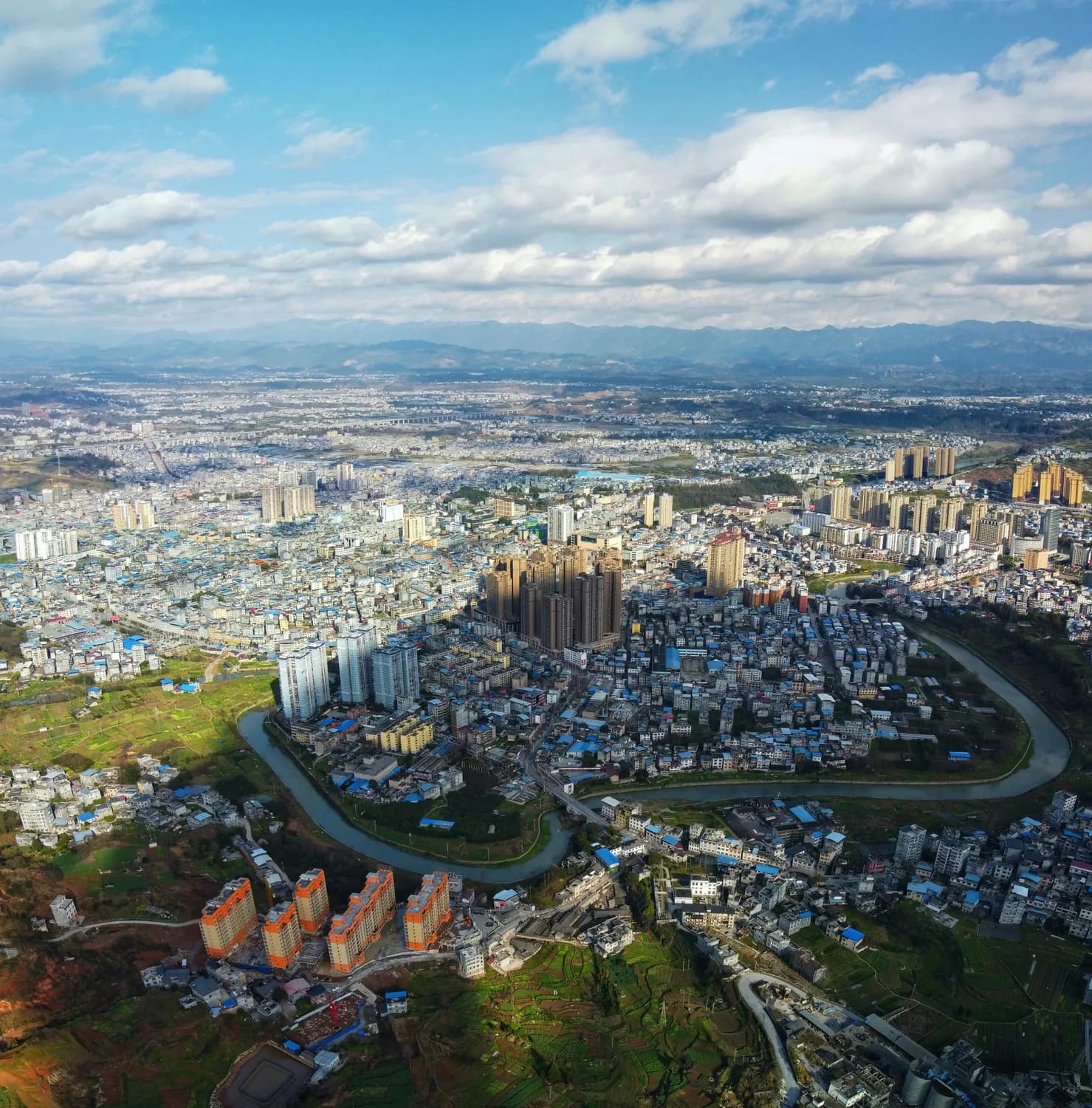 普宁市人口新数据出炉：常住人口超203万，城镇化率近48%