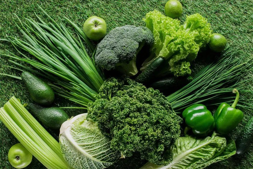 春季养肝三步走：穴位按摩、胆经敲打与食疗