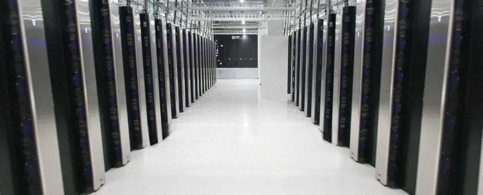 教育变革开始？美国顶尖一高校态度反转，要求每个学生都要会用AI