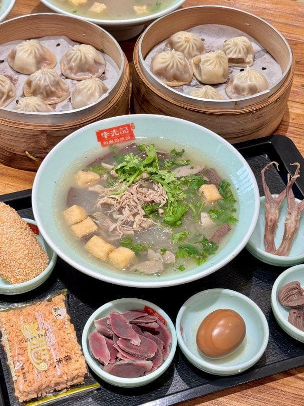 四川国旅成都天府二分社：鸭血粉丝汤，南京的味道与文化