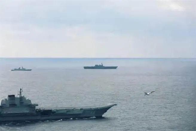“意外”海试的下一代舰载机，将如何改变中国海军的面貌？