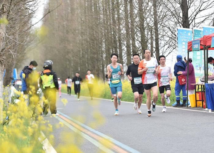 慢跑的速度标准是多少？跑步配速6分钟什么水平？