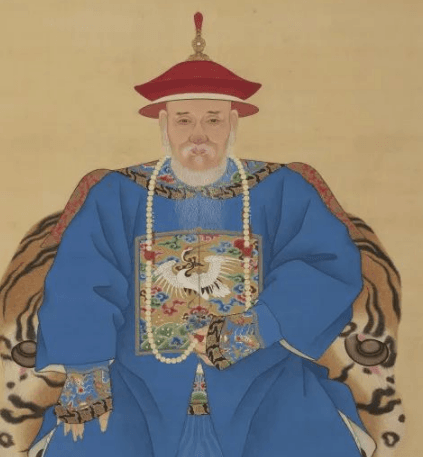 于成龙：清代廉吏的楷模，勤政爱民的典范
