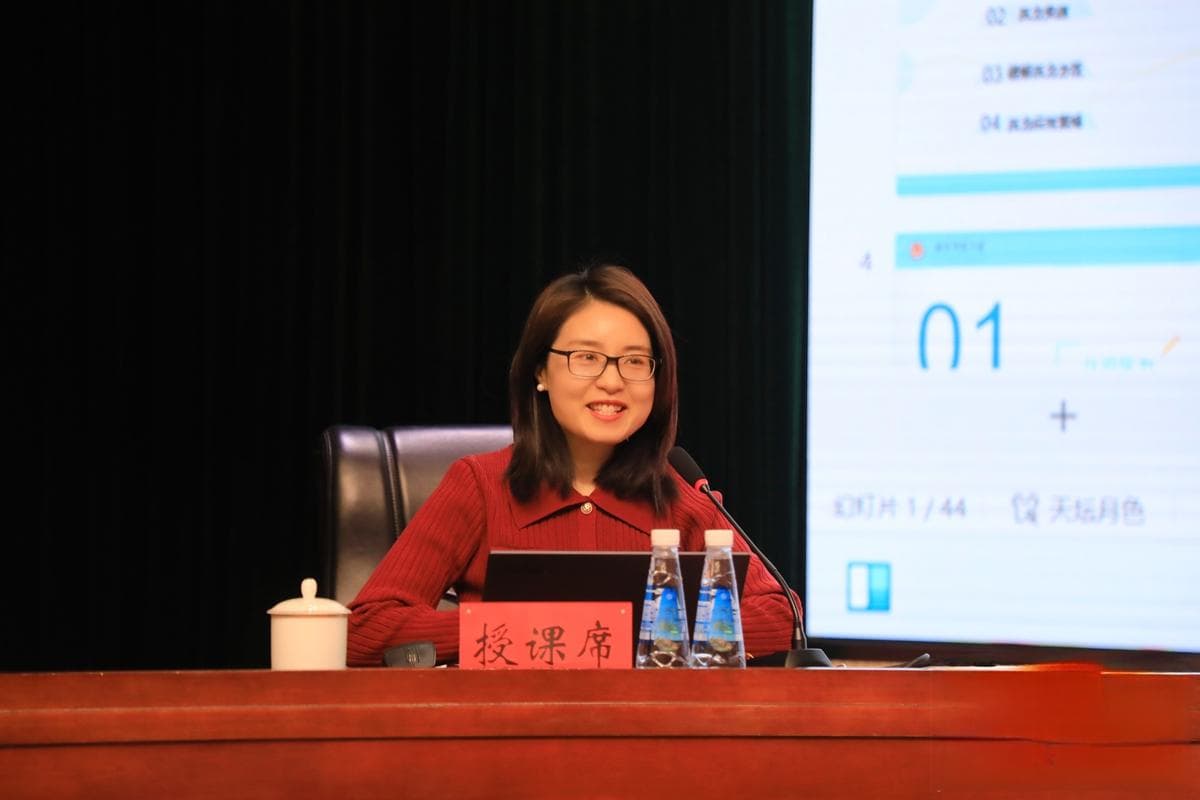 “相亲摆拍”引热议，专家支招个人和平台如何“破局”