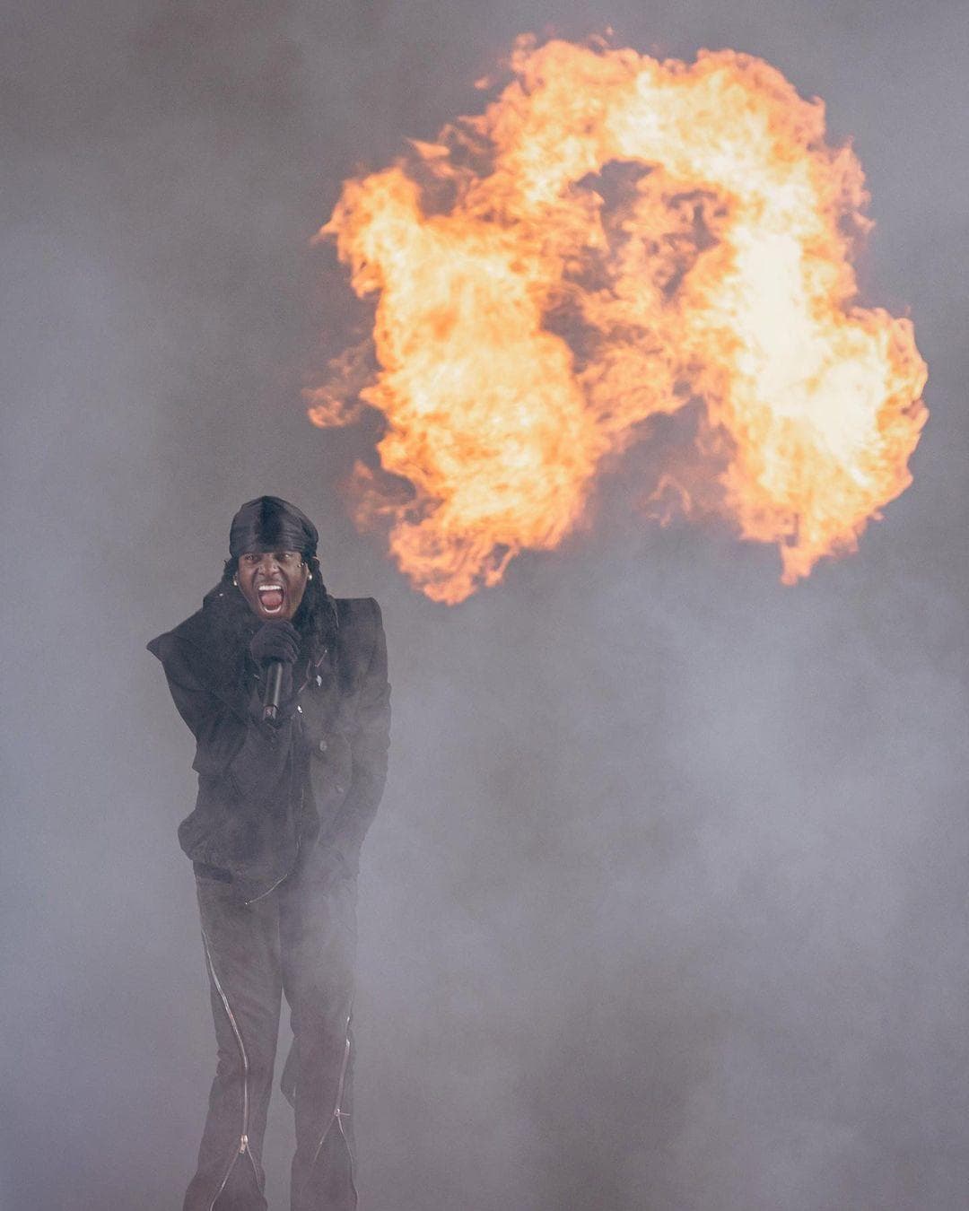 哥特、宗教、亚文化？Playboi Carti 在玩一种什么造型风格？