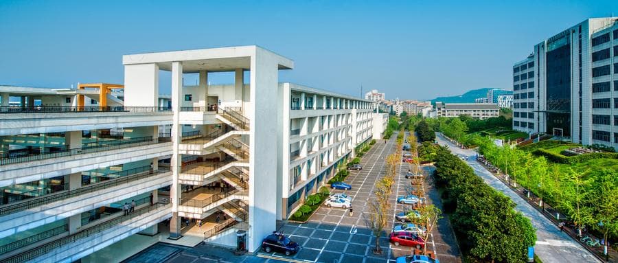 张雪峰点评南通大学：这三个专业最吃香