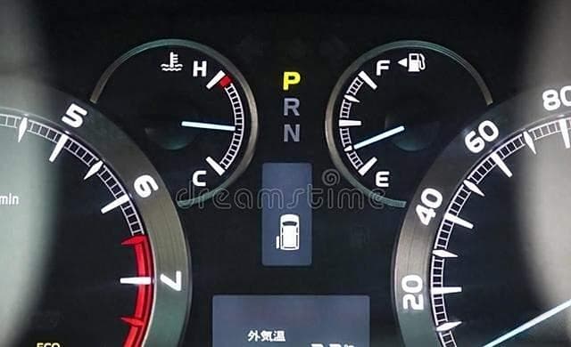 开了多年车，才发现仪表盘上油耗是假的，一个公式轻松算出油耗！