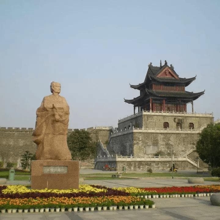 登楼赋：古风传承与现代解读