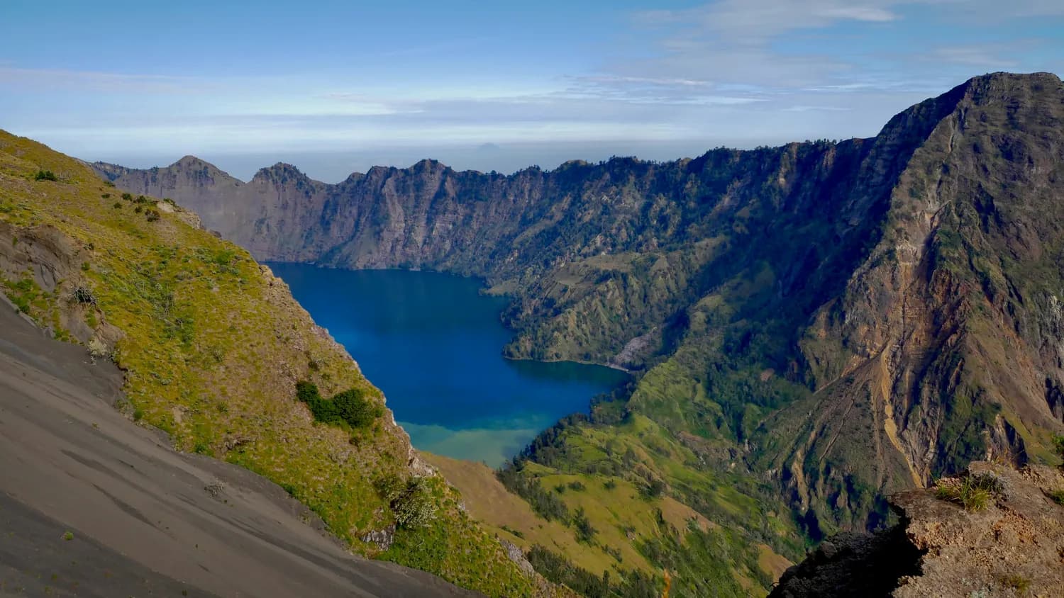 长白山的神秘面纱：火山与山脉的秘密