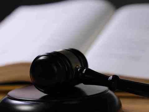公司克扣工资该如何举报？维权途径与仲裁流程全解析