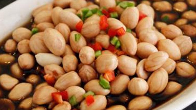 科学证实：醋泡花生米可辅助降压，但不能停药