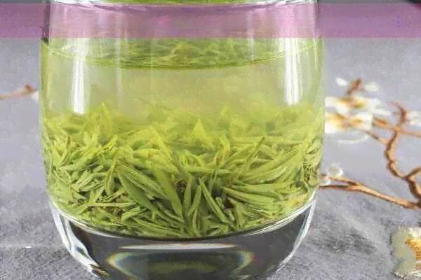 泡红茶时添加哪些糖类更合适？了解各种糖的特性以获得最佳口感