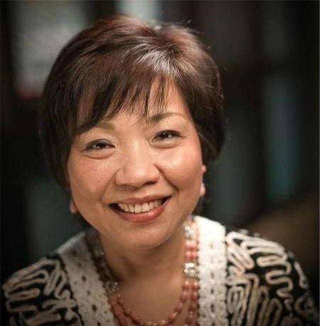 赌王背后的百亿推手：李惠文与女儿的财富传奇！