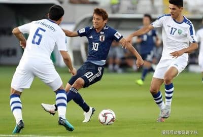 大阪樱花vs横滨水手：季后赛精彩对决解析