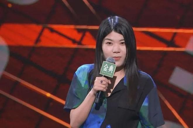 杨笠的问题不是冒犯了谁，而是专业能力不过关