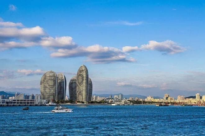 2025海南落户新政：学历落户放宽至大专，高考优势持续释放