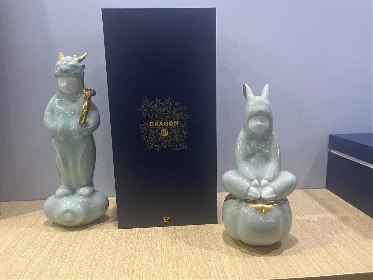 中药首饰戴手上 葫芦烙画机器猫！千百年非遗玩出新花样