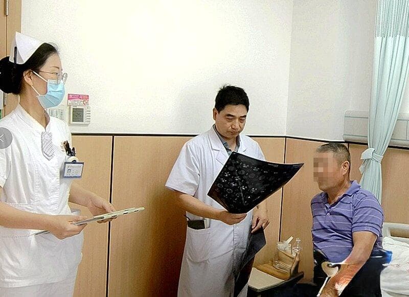 首例急性脑梗死新型静脉药物（TNK）溶栓治疗在薛城区人民医院成功实施