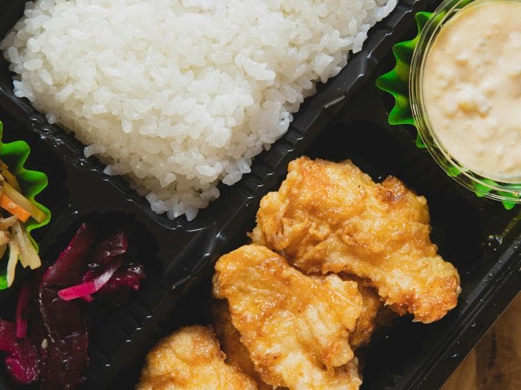 告别“晕碳”：年轻人如何通过调整饮食和作息戒掉熬夜习惯