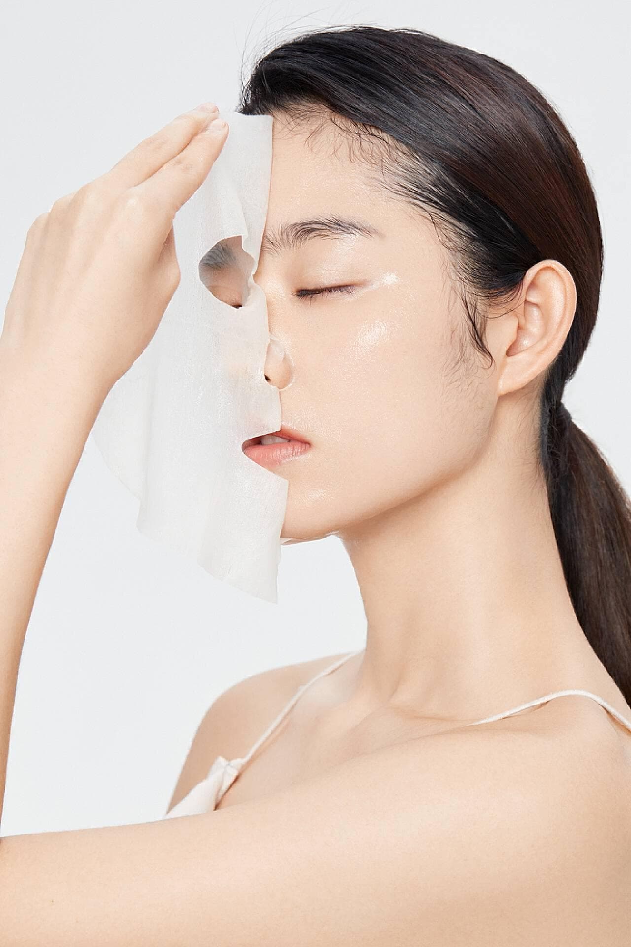 健康与美容：天然美容护理小秘方、抗衰老护肤指南及睡眠质量对健康的影响