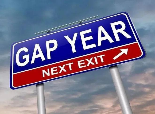 今年诺奖获得者曾经“Gap了一年”，这是个什么梗？