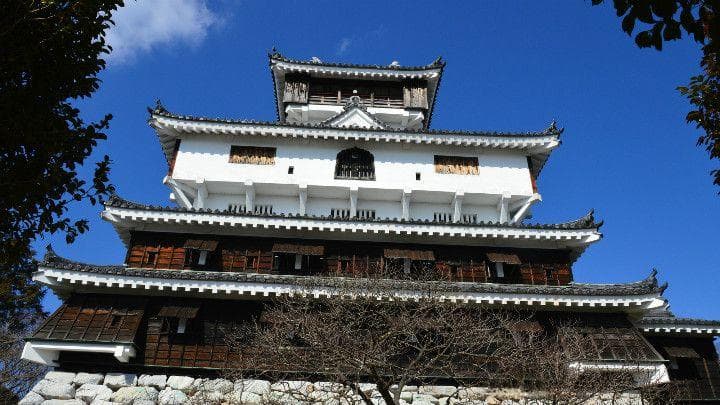 岩国城：日本山口县的历史瑰宝