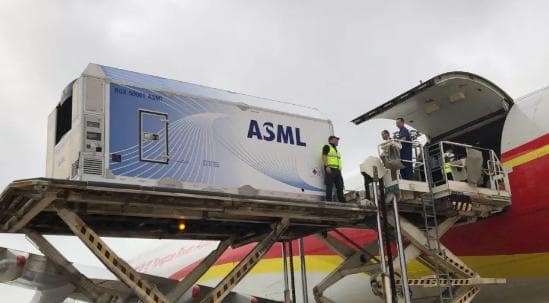 中国三大芯片企业斥资超10亿美元采购ASML高端光刻机