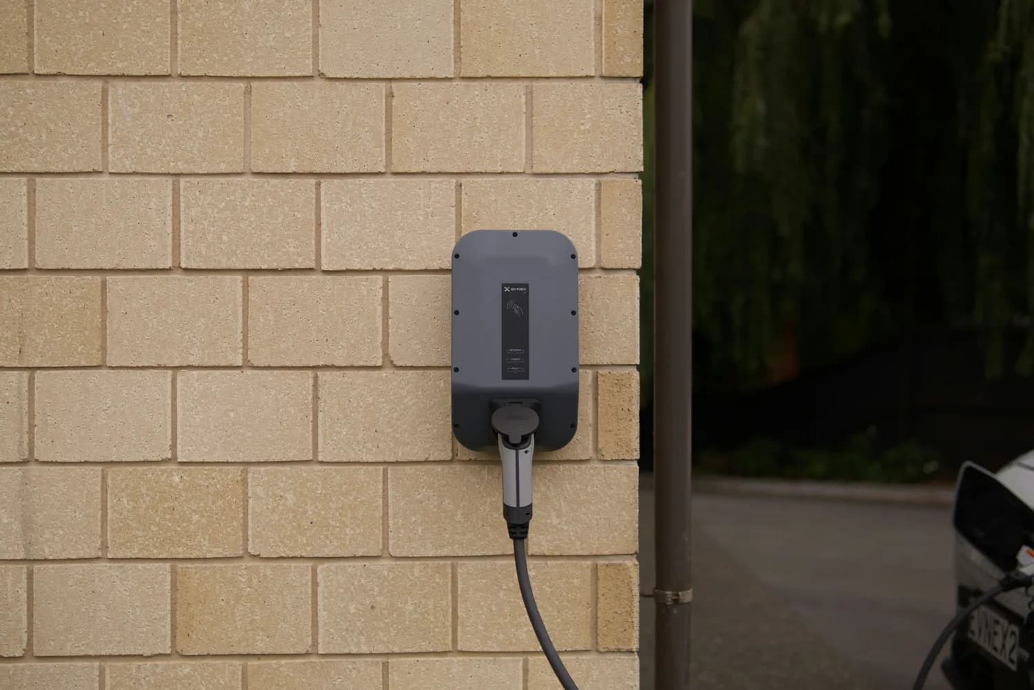 家用充电桩电线规格选择：7KW用4平方铜线最安全