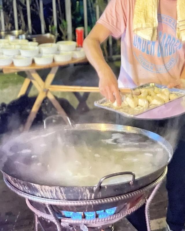 成都街头美食巡礼：打卡那些超人气网红小摊，让舌尖尽情跳舞