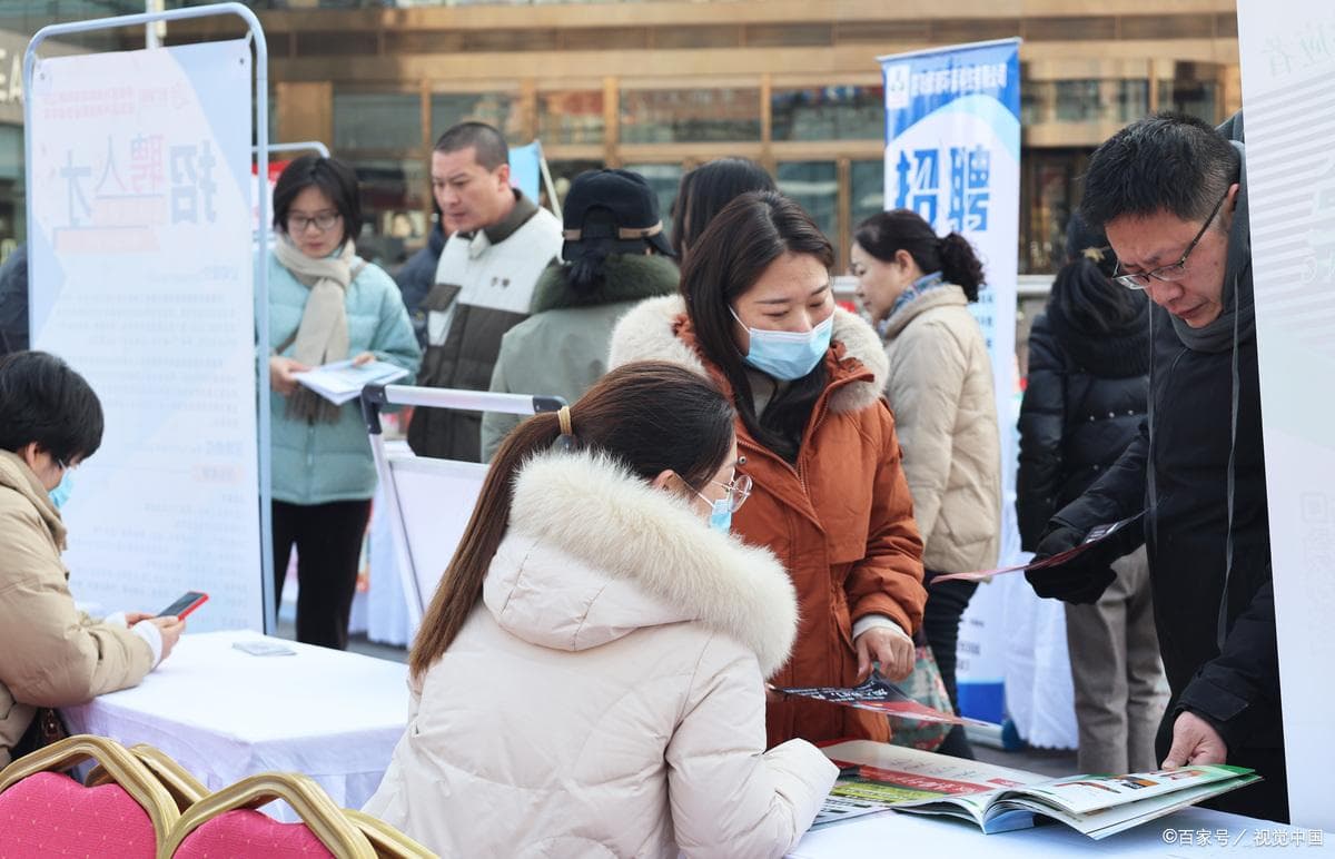 从“躺平”与“内卷”看当代社会的多元压力与应对之态