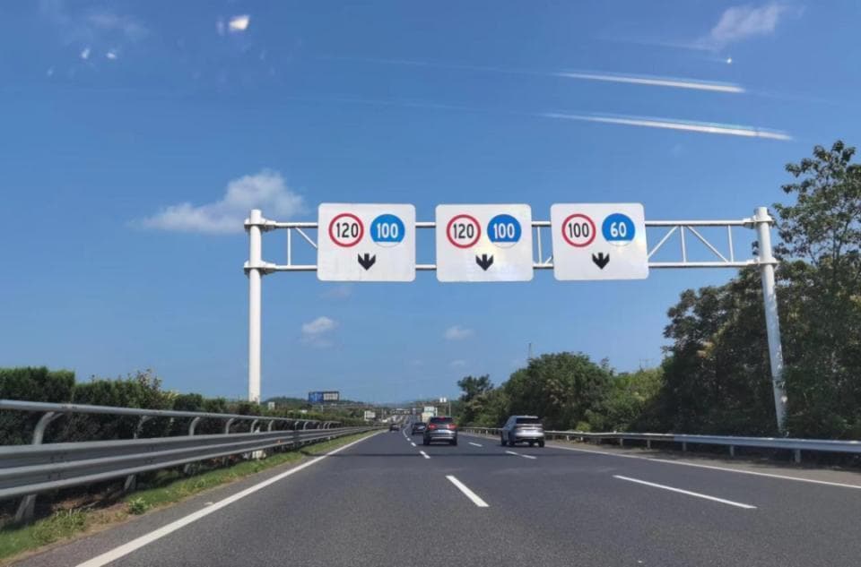 京港澳高速湖南段扩容进行时，绕行许广与武深你pick谁？