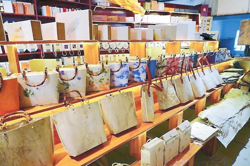 文化中国行｜傣纸焕新彩 非遗展魅力
