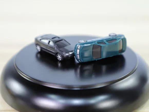 车辆事故修车80天，停运损失保险公司为何不赔？