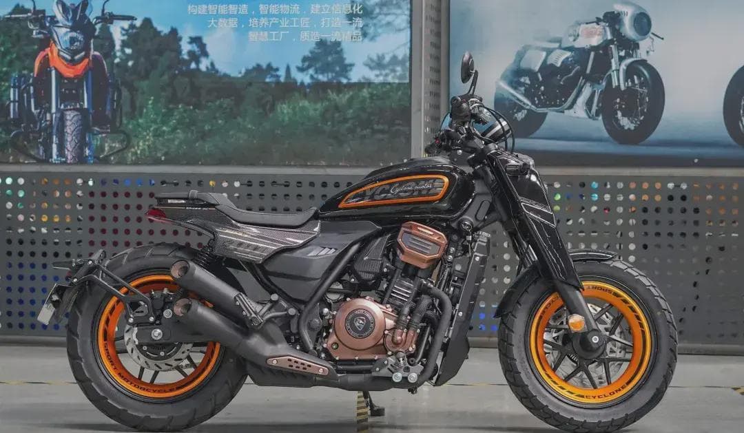 浅谈摩托车自动挡，巡航车将迎来大战，CVT和AMT你更喜欢哪一种？